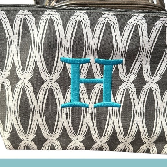 New Thirty One  Zipper Storage Bag Pouch in Charcoal Links monogrammed H - Picture 1 of 3